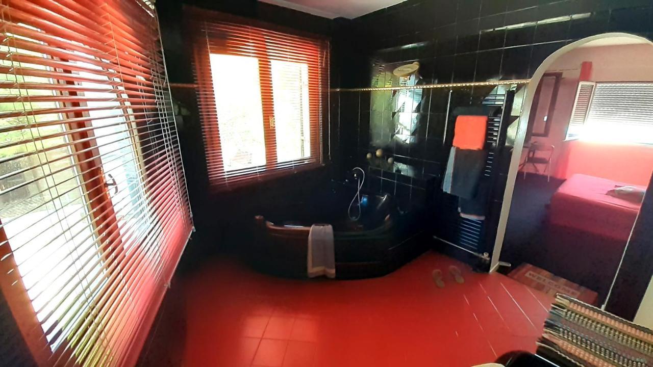 Charly Point Villa Метони Екстериор снимка