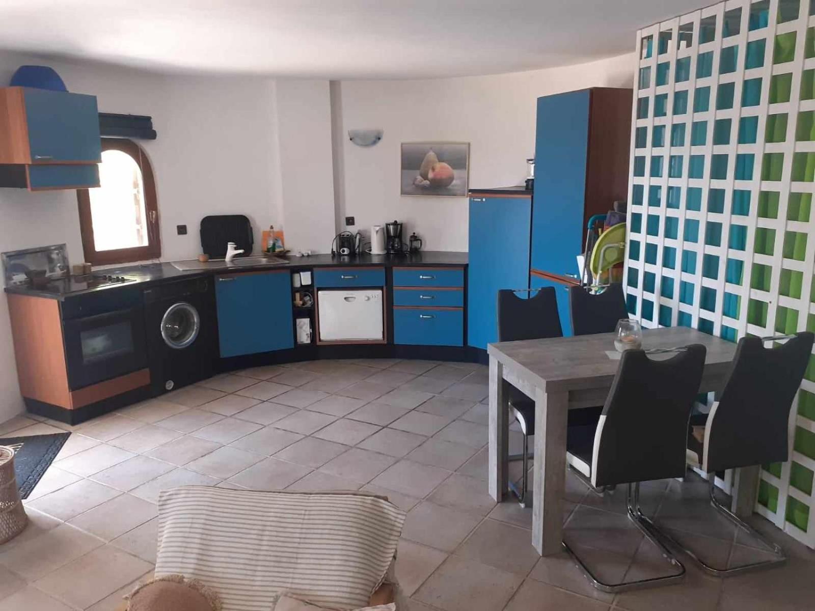 Charly Point Villa Метони Екстериор снимка