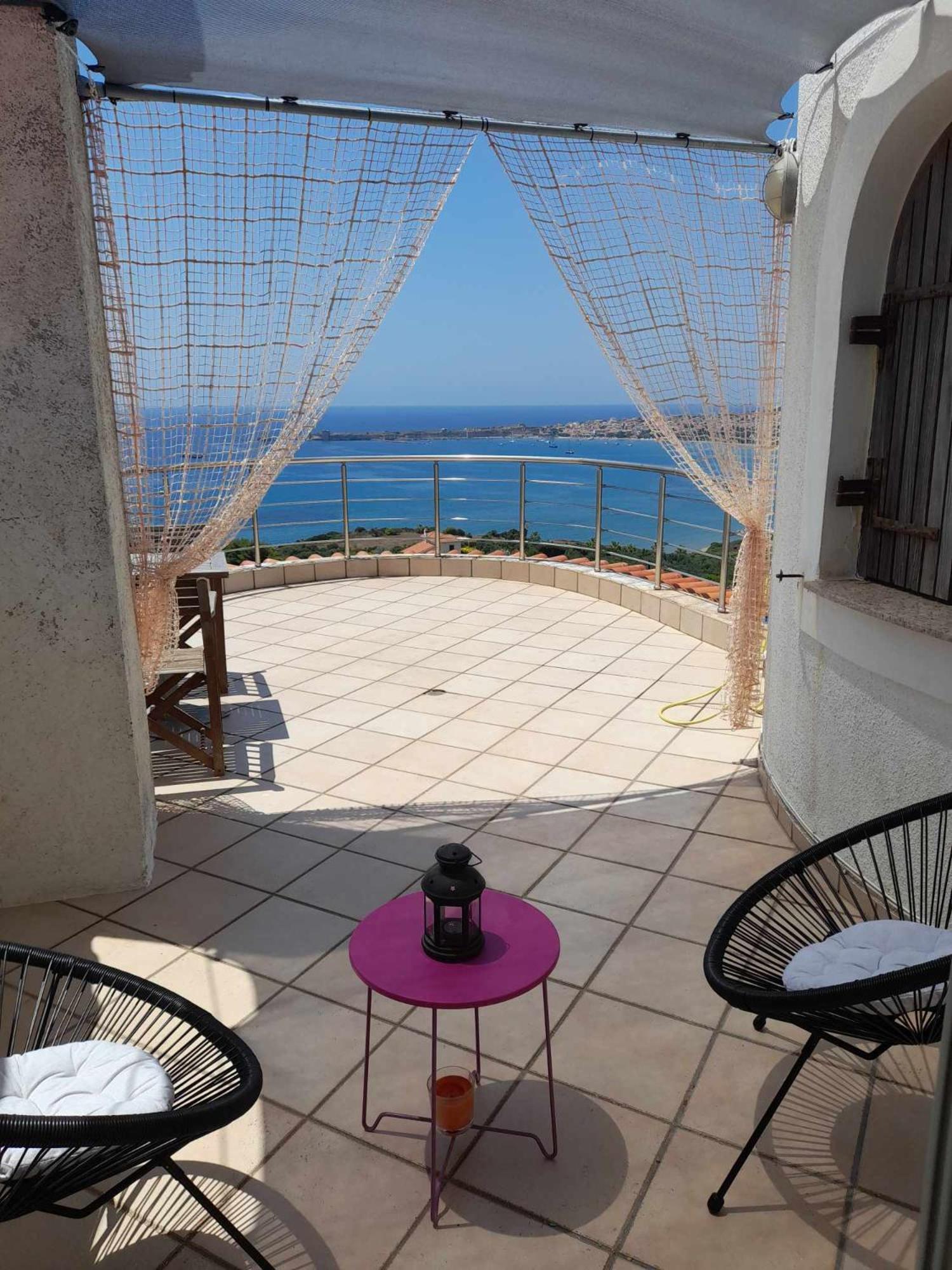 Charly Point Villa Метони Екстериор снимка