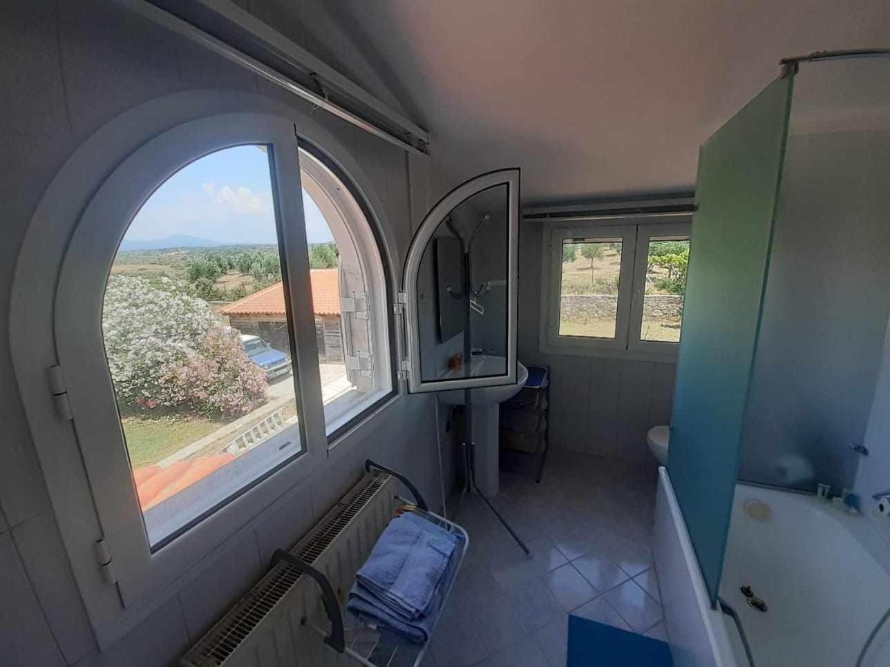 Charly Point Villa Метони Екстериор снимка
