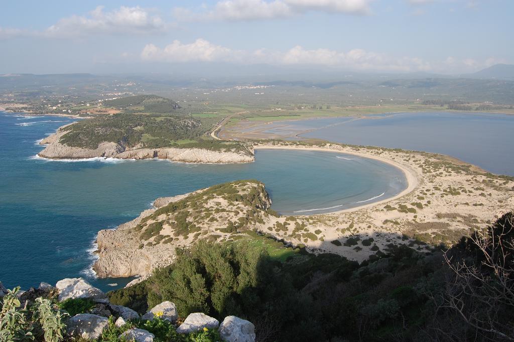 Charly Point Villa Метони Екстериор снимка