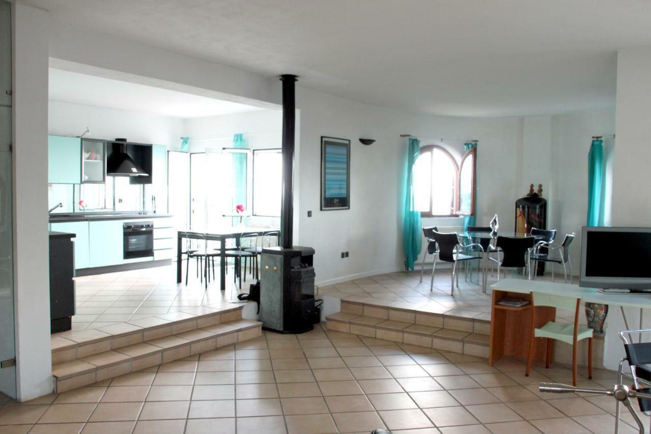 Charly Point Villa Метони Екстериор снимка